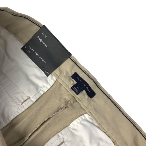 Tommy Hilfiger Women's 9 Inch Hollywood Chino Short plus size 14 - Picture 3 of 6